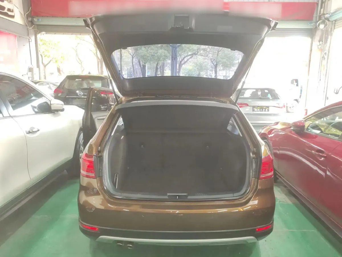 2014 Volkswagen Cross Lavida 1.4T 131HP L4 7DCT,autocango,china used car exporter,china ev exporter,chinese used car exporter,chinese used ev exporter