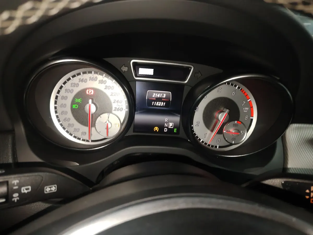 2015 Mercedes-Benz GLA Class 1.6T 156HP L4 7DCT,autocango,china used car exporter,china ev exporter,chinese used car exporter,chinese used ev exporter