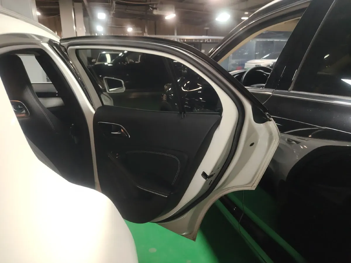 2015 Mercedes-Benz GLA Class 1.6T 156HP L4 7DCT,autocango,china used car exporter,china ev exporter,chinese used car exporter,chinese used ev exporter