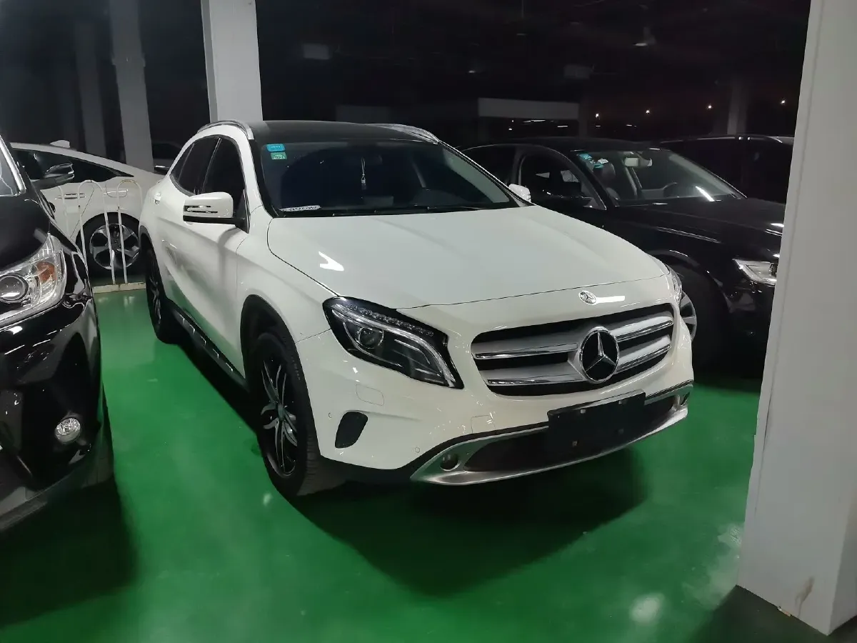 2015 Mercedes-Benz GLA Class 1.6T 156HP L4 7DCT,autocango,china used car exporter,china ev exporter,chinese used car exporter,chinese used ev exporter