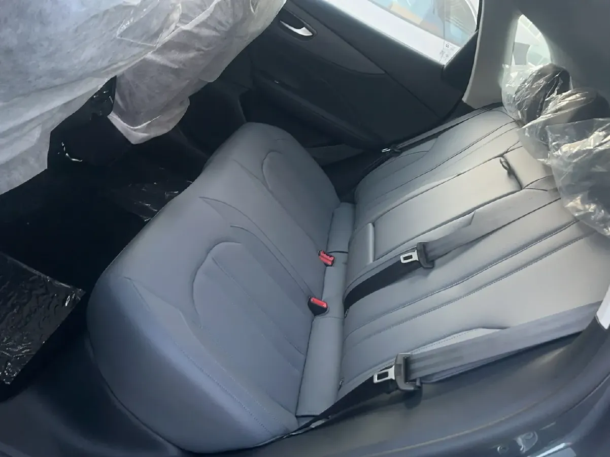 2025 MG MG ES5 BEV 62.2KWH,autocango,china used car exporter,china ev exporter,chinese used car exporter,chinese used ev exporter