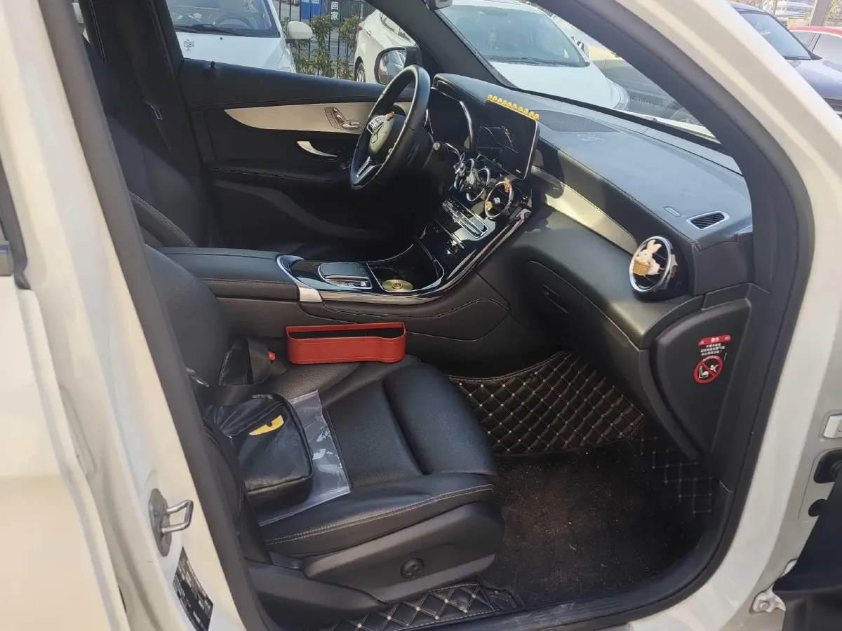 2020 Mercedes-Benz GLC Coupe 2.0T 197HP L4 9AT,autocango,china used car exporter,china ev exporter,chinese used car exporter,chinese used ev exporter