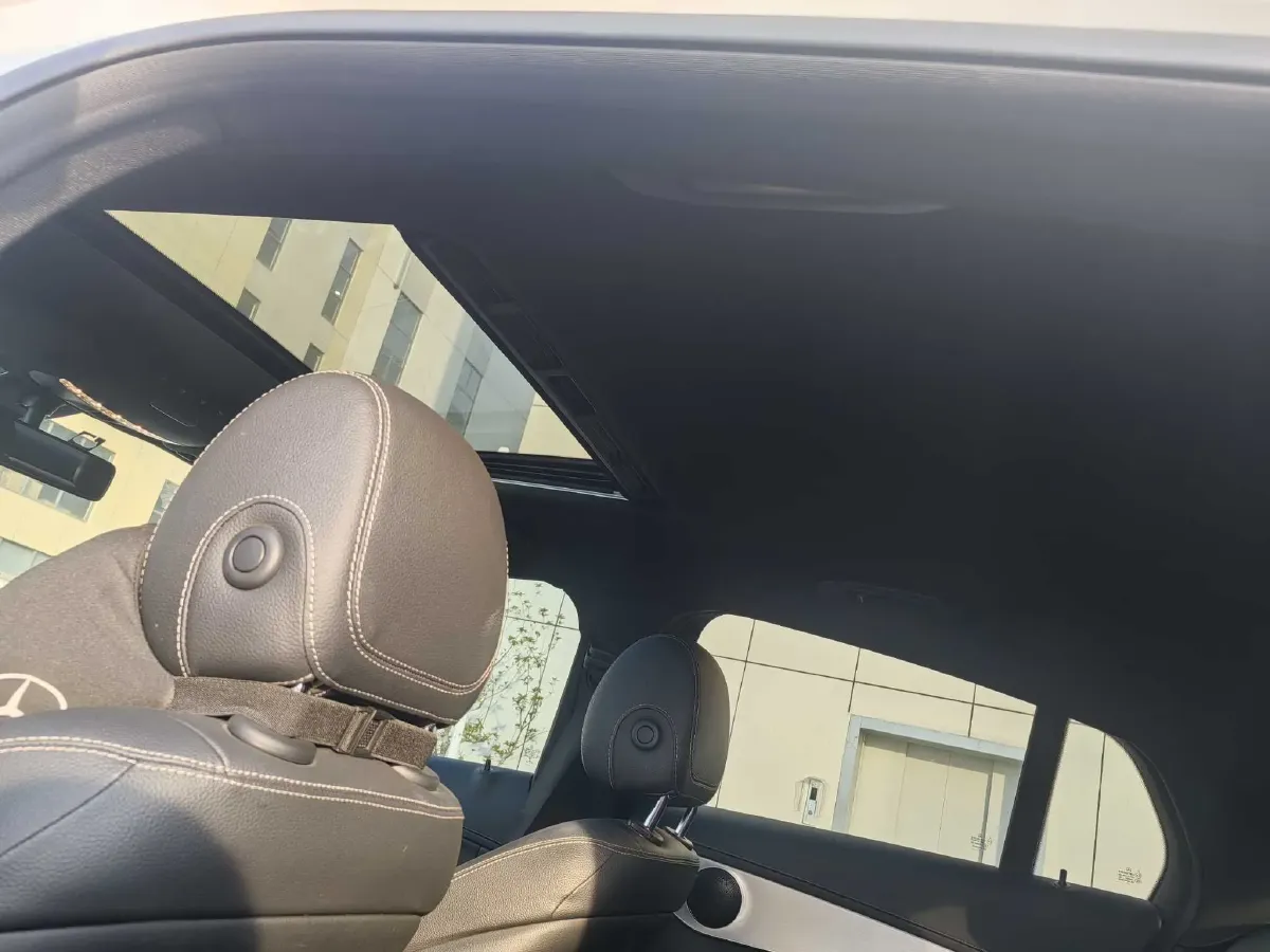 2020 Mercedes-Benz GLC Coupe 2.0T 197HP L4 9AT,autocango,china used car exporter,china ev exporter,chinese used car exporter,chinese used ev exporter