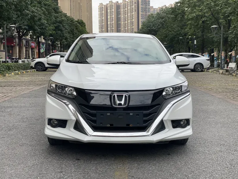 2017 Honda Gienia 1.5L 131HP L4 CVT,autocango,china used car exporter,china ev exporter,chinese used car exporter,chinese used ev exporter
