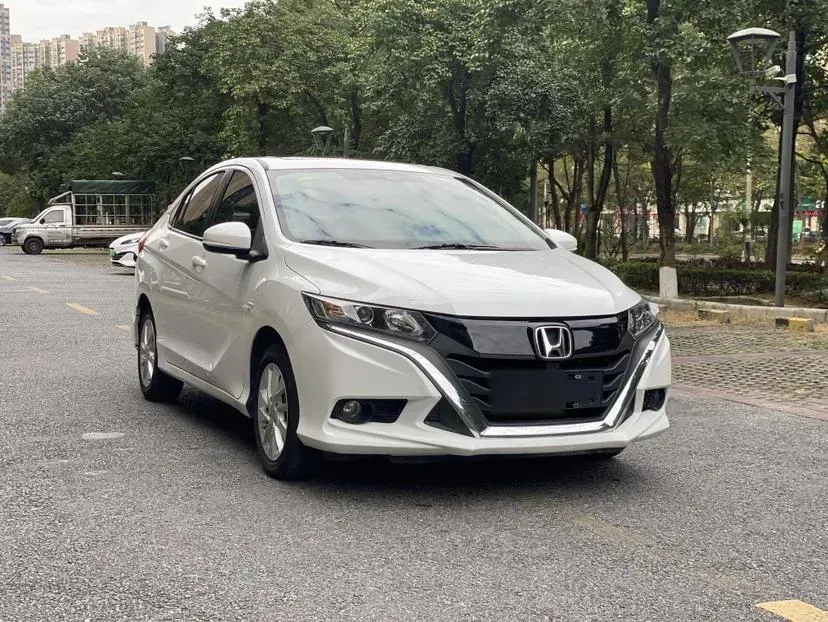 2017 Honda Gienia 1.5L 131HP L4 CVT,autocango,china used car exporter,china ev exporter,chinese used car exporter,chinese used ev exporter