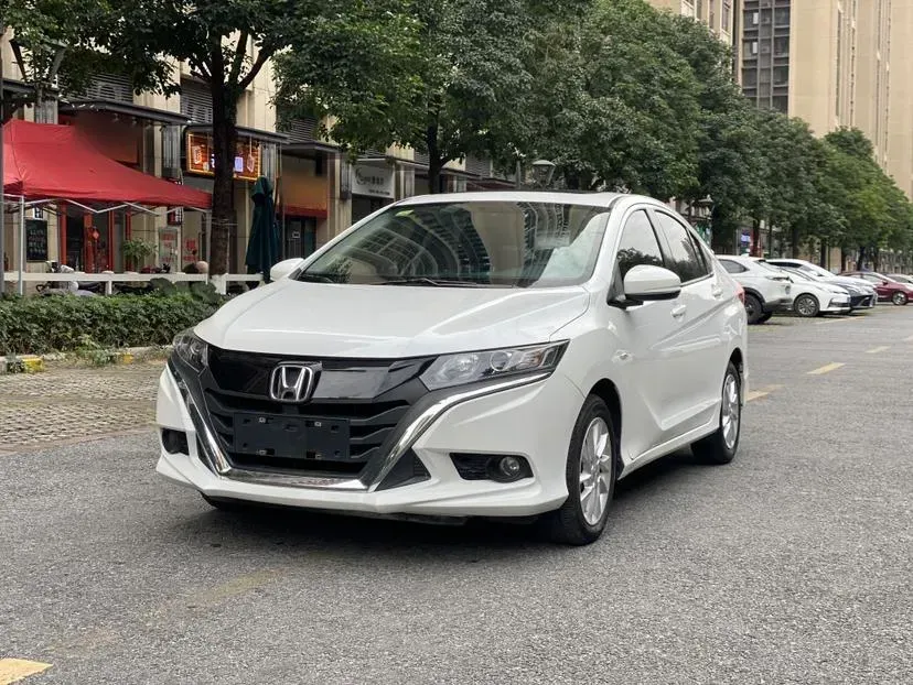 2017 Honda Gienia 1.5L 131HP L4 CVT,autocango,china used car exporter,china ev exporter,chinese used car exporter,chinese used ev exporter