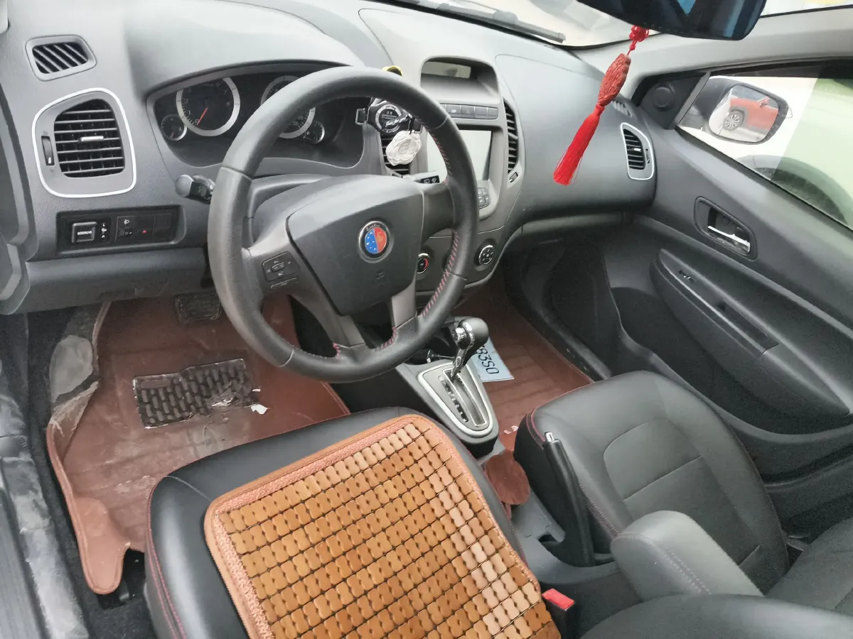 2014 Geely KingKong 1.5L 102HP L4 4AT,autocango,china used car exporter,china ev exporter,chinese used car exporter,chinese used ev exporter