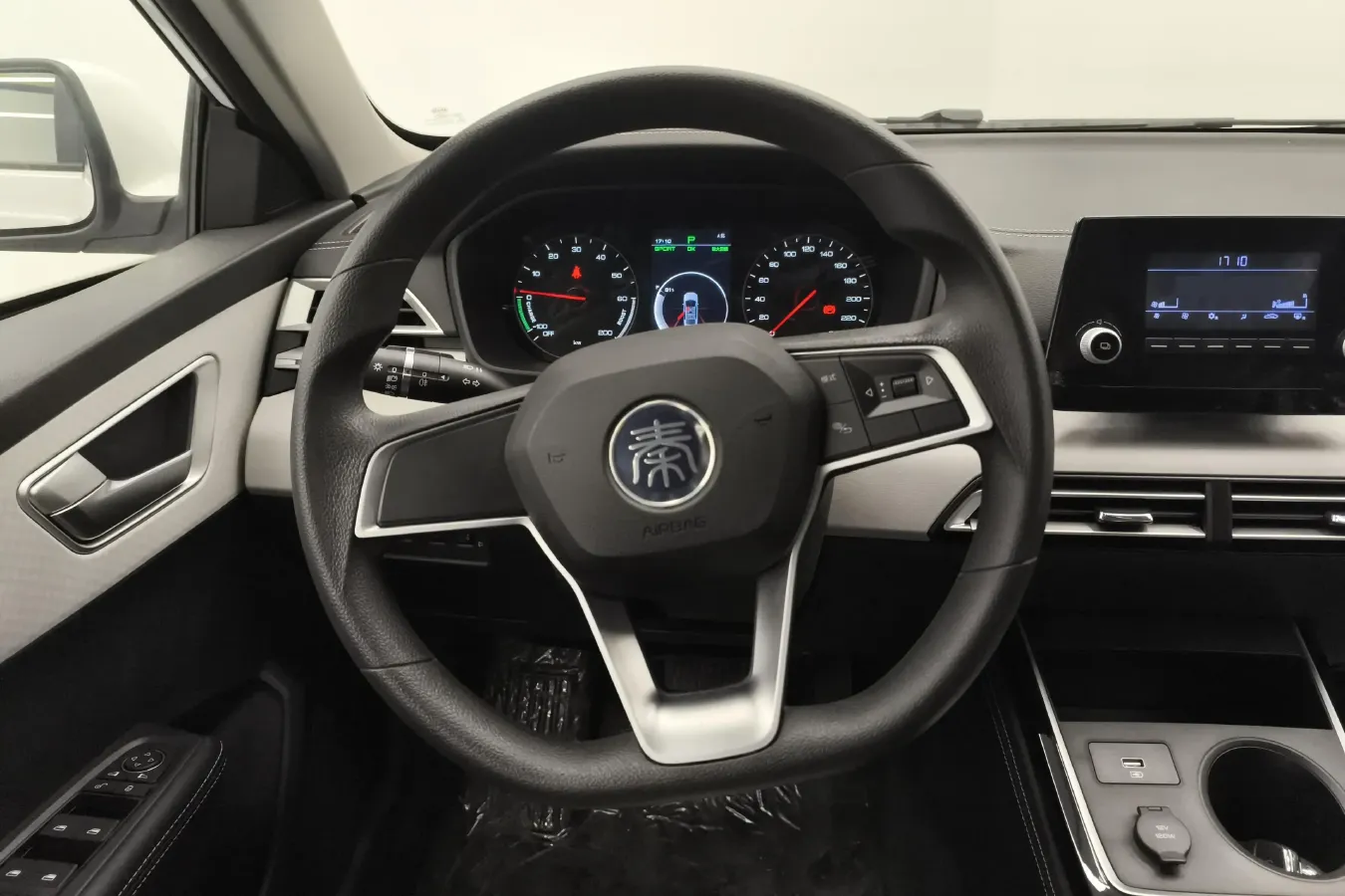 2021 BYD Qin BEV 47.53KWH,autocango,china used car exporter,china ev exporter,chinese used car exporter,chinese used ev exporter