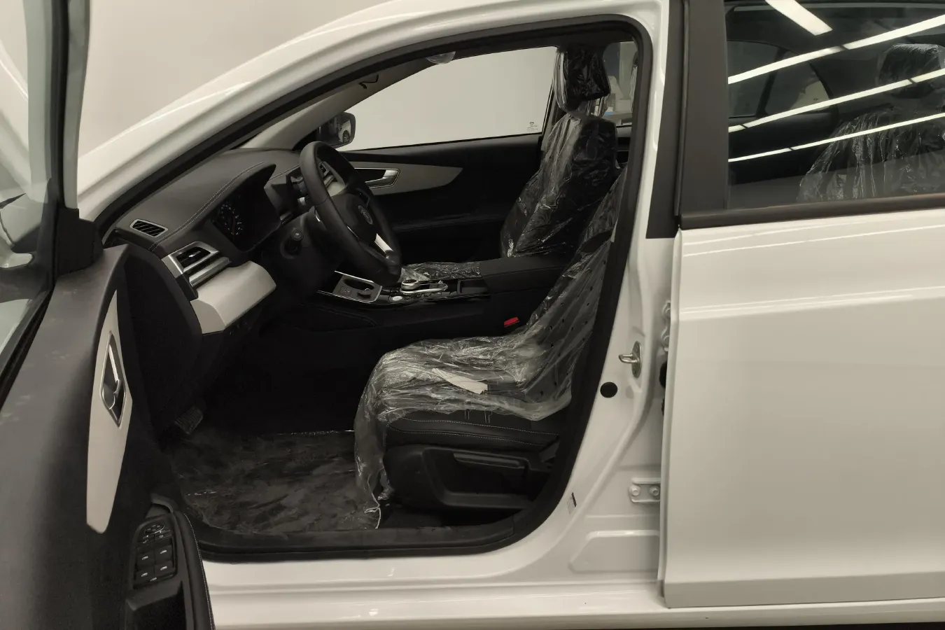 2021 BYD Qin BEV 47.53KWH,autocango,china used car exporter,china ev exporter,chinese used car exporter,chinese used ev exporter