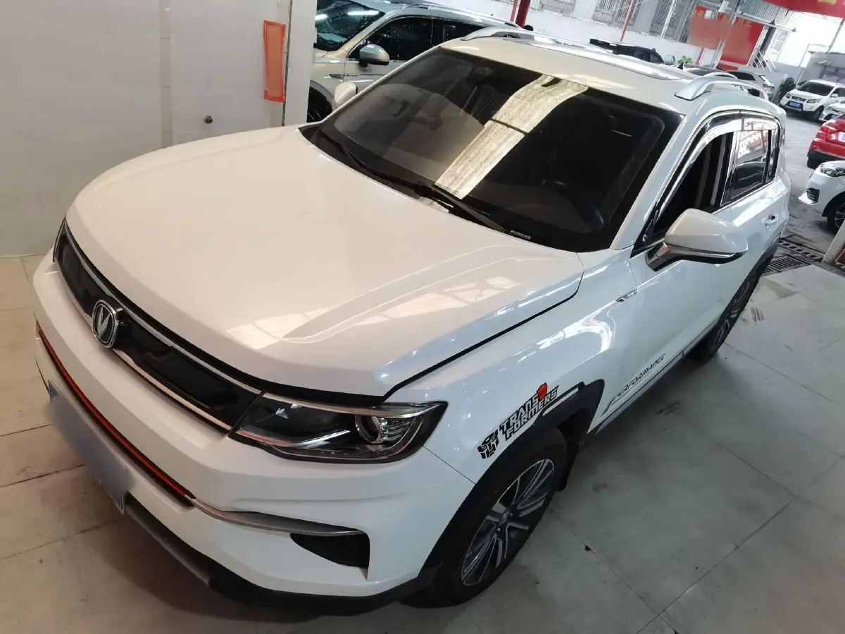 2019 ChangAn CS35 Plus 1.6L 128HP L4 6AT,autocango,china used car exporter,china ev exporter,chinese used car exporter,chinese used ev exporter