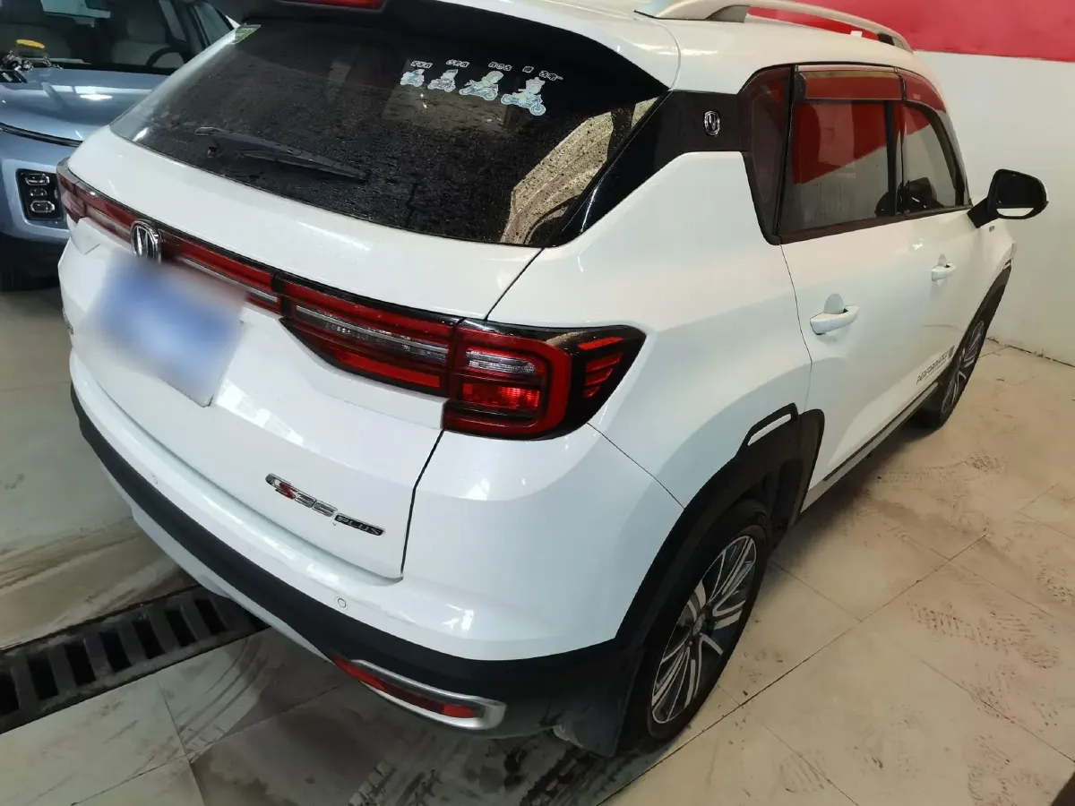 2019 ChangAn CS35 Plus 1.6L 128HP L4 6AT,autocango,china used car exporter,china ev exporter,chinese used car exporter,chinese used ev exporter