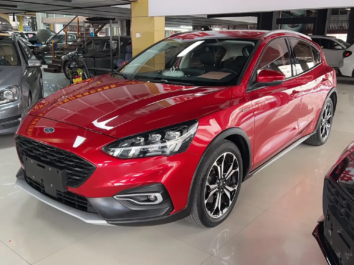 2020 Ford Focus Active 1.5T 174HP L3 8AT,autocango,china used car exporter,china ev exporter,chinese used car exporter,chinese used ev exporter