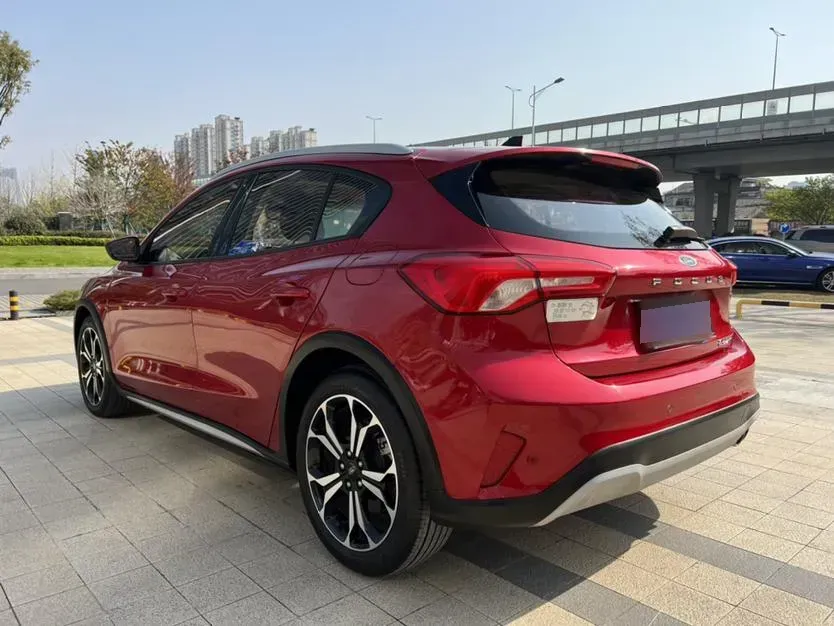2020 Ford Focus Active 1.5T 174HP L3 8AT,autocango,china used car exporter,china ev exporter,chinese used car exporter,chinese used ev exporter