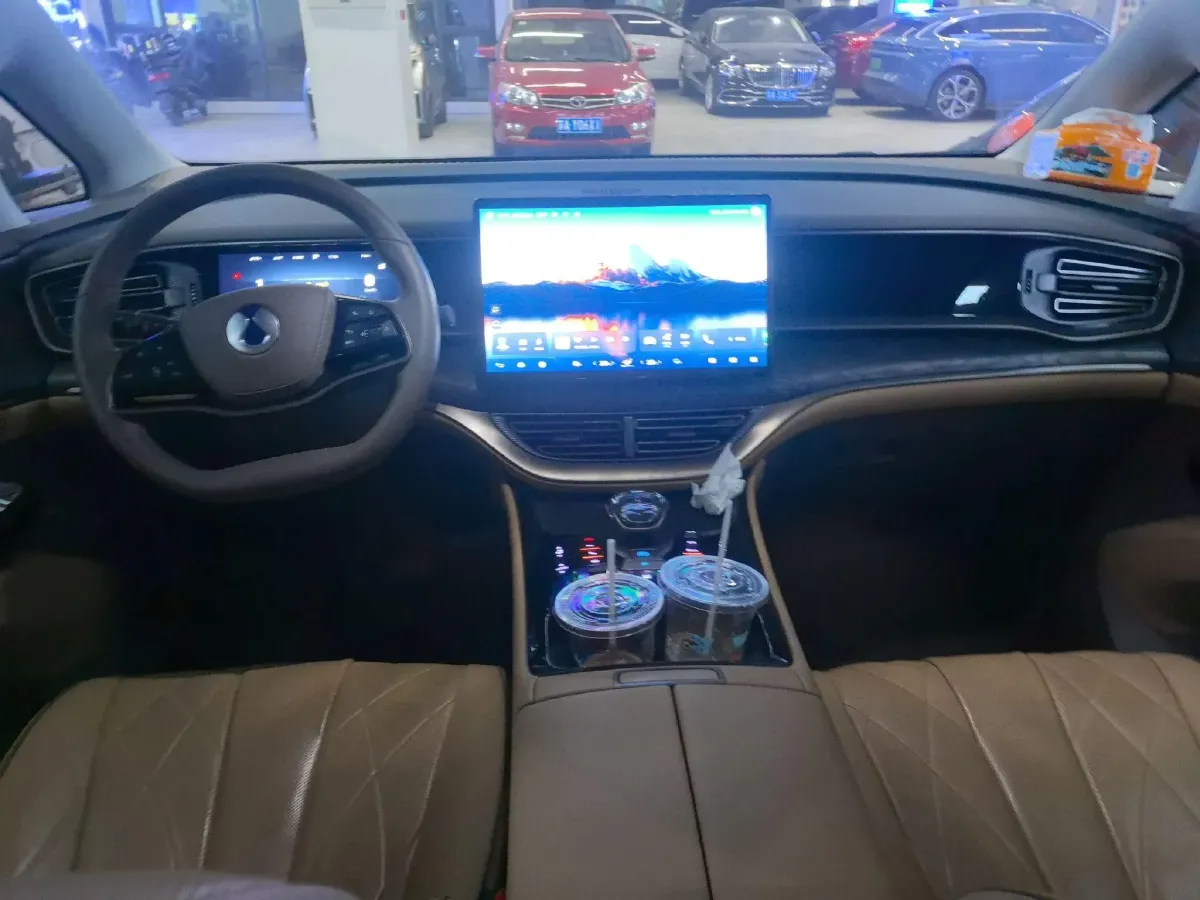 2024 Denza D9 1.5T 139HP L4 E-CVT PHEV 40KWH,autocango,china used car exporter,china ev exporter,chinese used car exporter,chinese used ev exporter