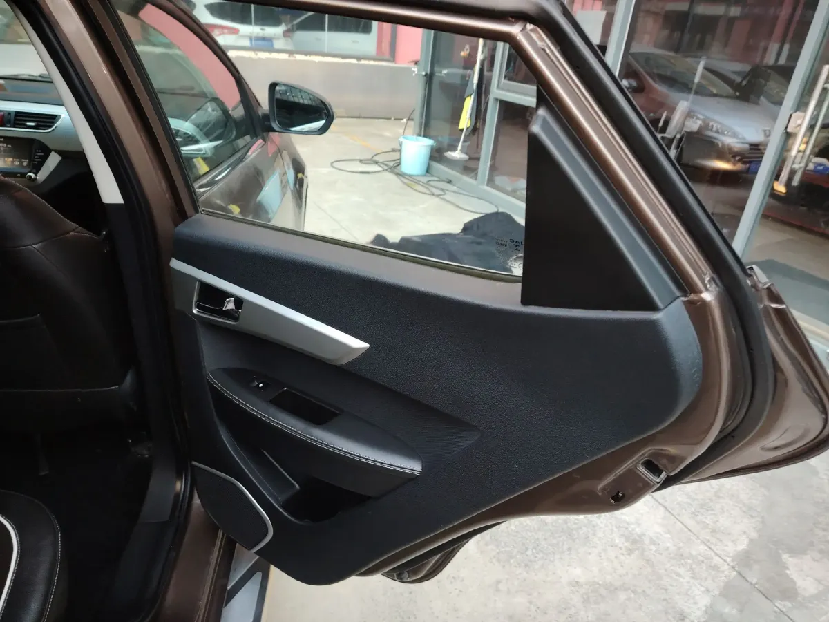 2015 JAC Refine S2 1.5L 113HP L4 5MT,autocango,china used car exporter,china ev exporter,chinese used car exporter,chinese used ev exporter