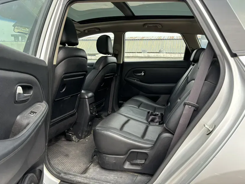 2013 Kia Carens 2.0L 152HP L4 6AT,autocango,china used car exporter,china ev exporter,chinese used car exporter,chinese used ev exporter