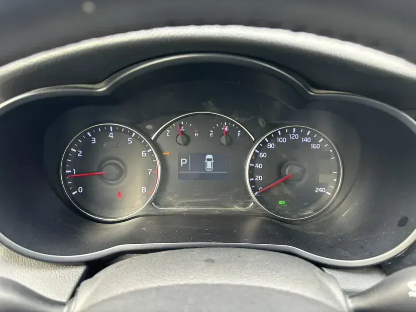 2013 Kia Carens 2.0L 152HP L4 6AT,autocango,china used car exporter,china ev exporter,chinese used car exporter,chinese used ev exporter