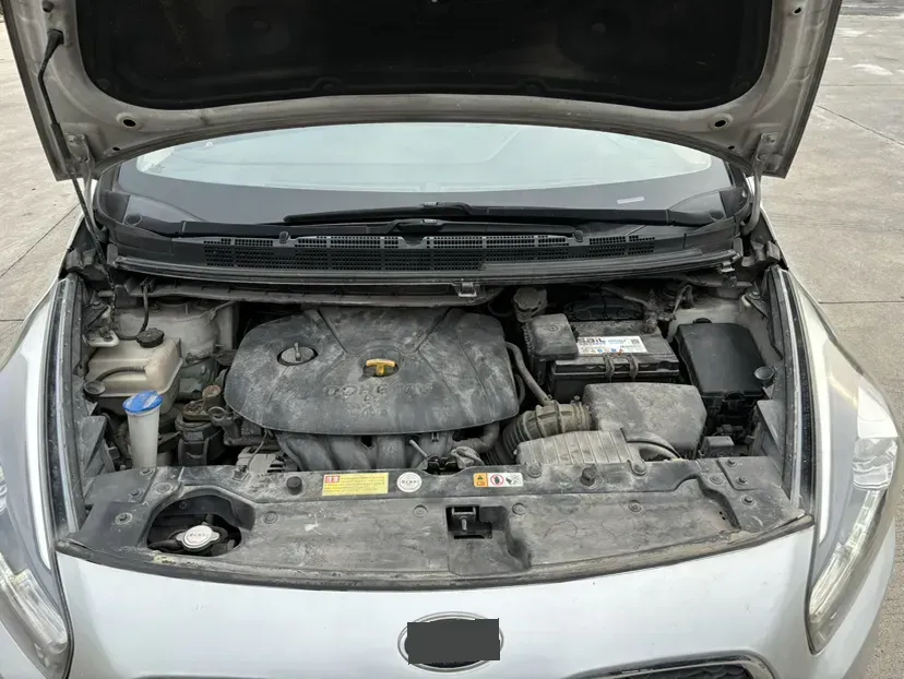 2013 Kia Carens 2.0L 152HP L4 6AT,autocango,china used car exporter,china ev exporter,chinese used car exporter,chinese used ev exporter