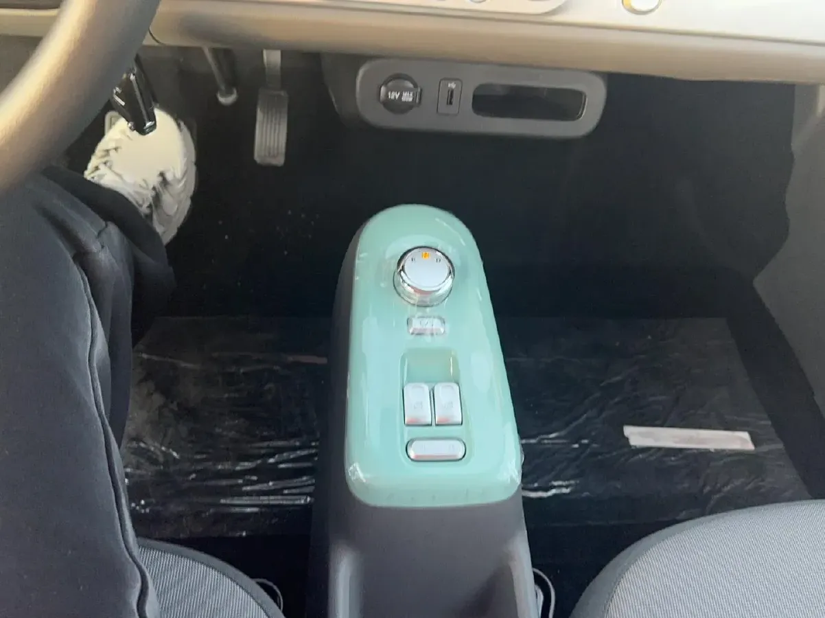 2023 ChangAn Lumin BEV 28.08KWH,autocango,china used car exporter,china ev exporter,chinese used car exporter,chinese used ev exporter