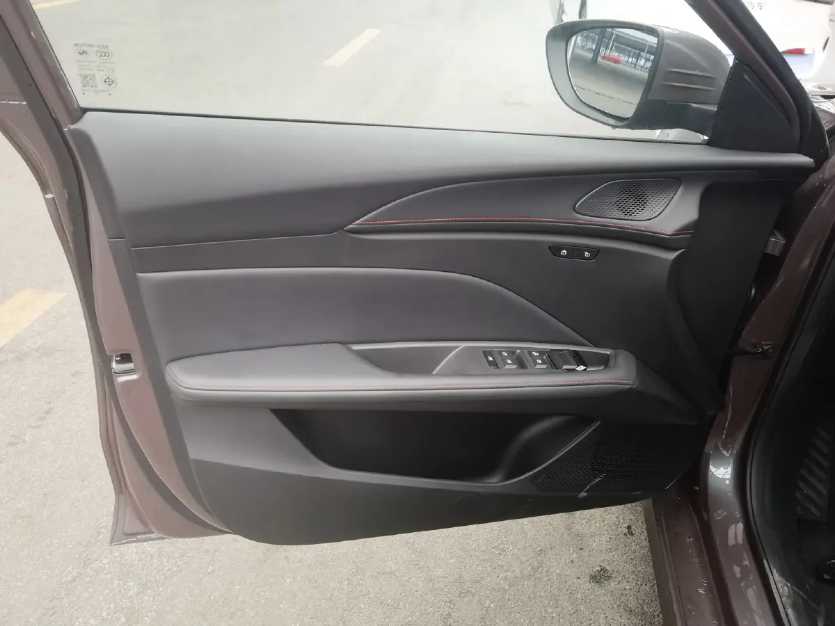 2025 MG 5 1.5L 129HP L4 CVT,autocango,china used car exporter,china ev exporter,chinese used car exporter,chinese used ev exporter