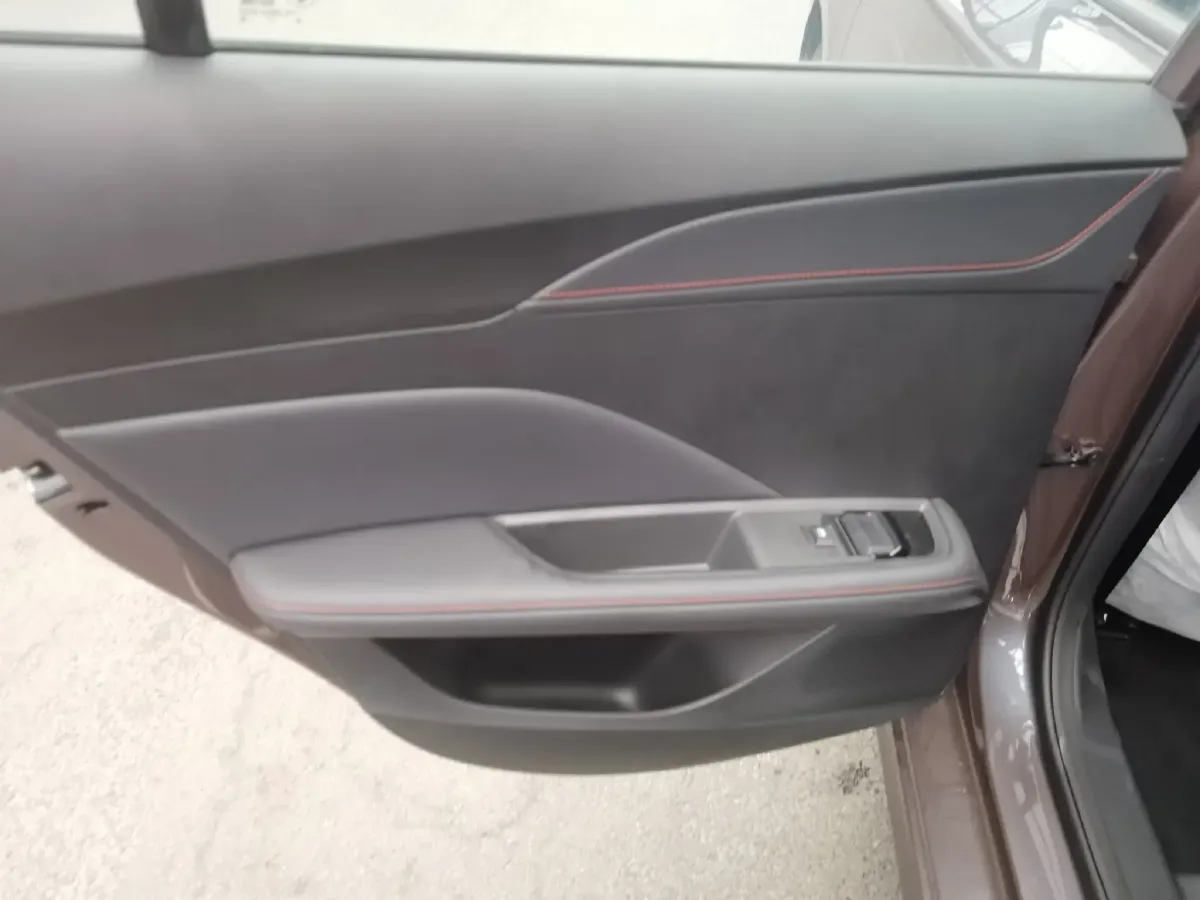 2025 MG 5 1.5L 129HP L4 CVT,autocango,china used car exporter,china ev exporter,chinese used car exporter,chinese used ev exporter