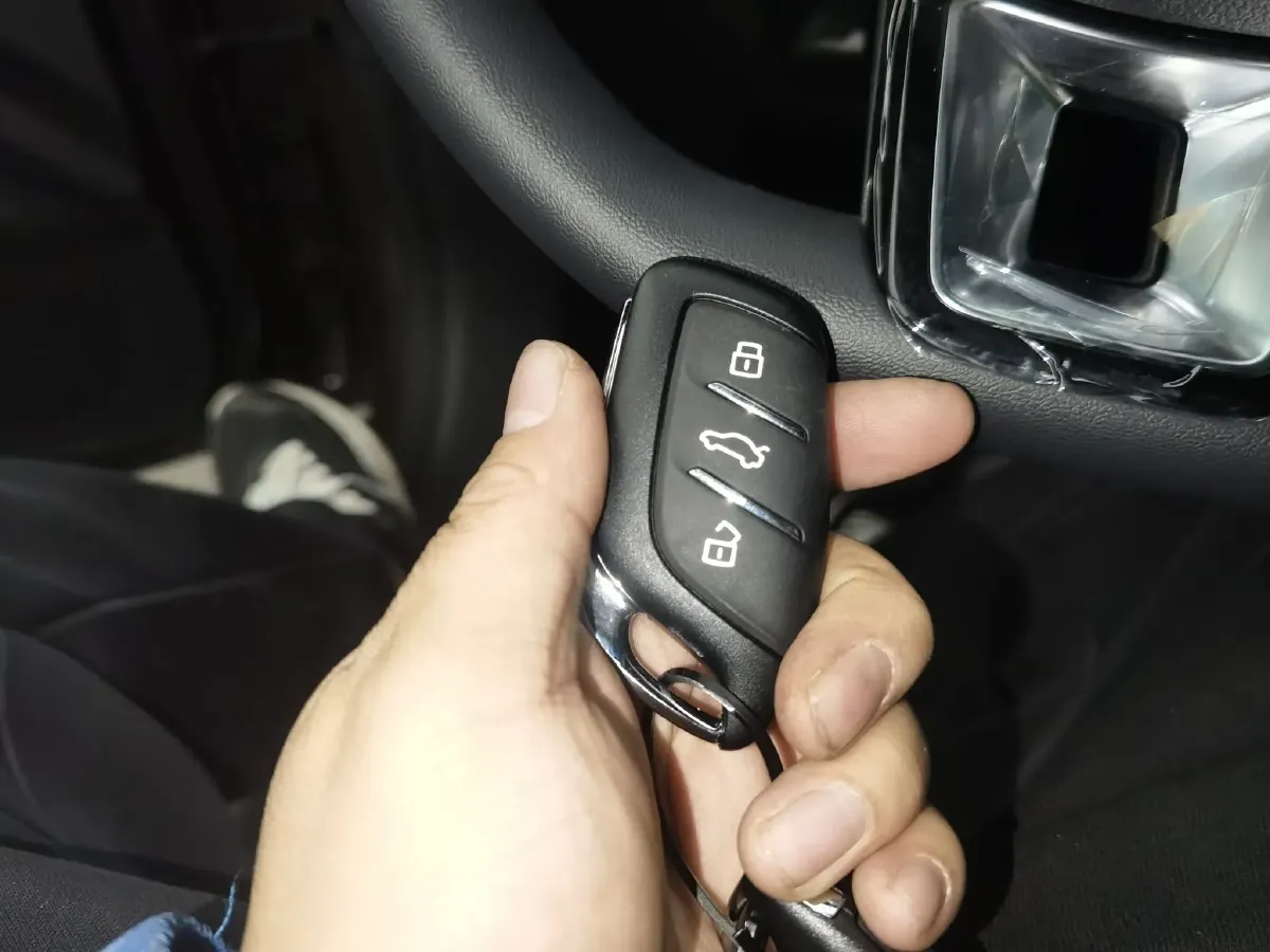 2025 MG 5 1.5L 129HP L4 CVT,autocango,china used car exporter,china ev exporter,chinese used car exporter,chinese used ev exporter