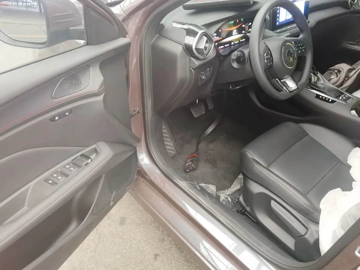 2025 MG 5 1.5L 129HP L4 CVT,autocango,china used car exporter,china ev exporter,chinese used car exporter,chinese used ev exporter