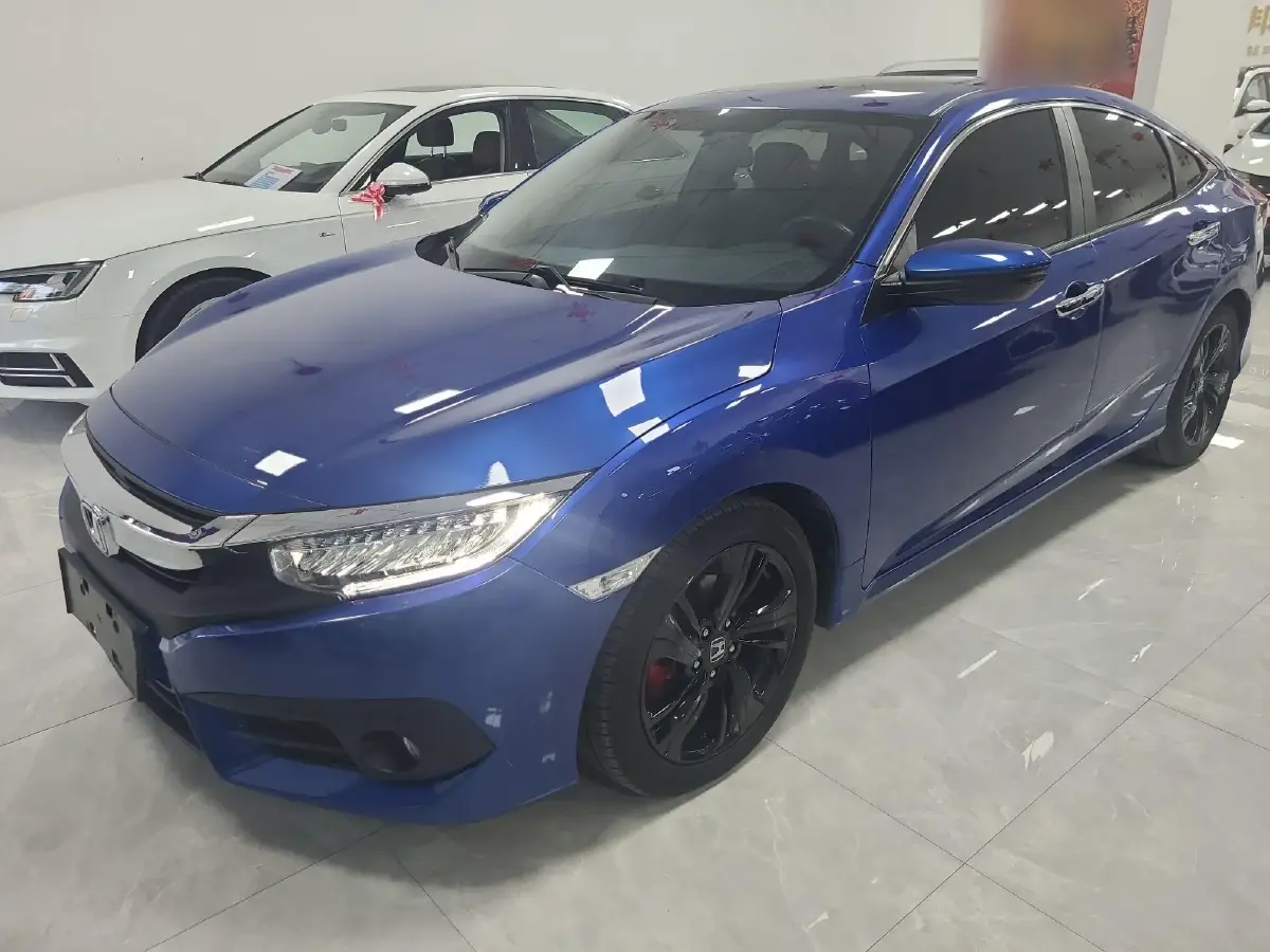 2016 Honda Civic 1.5T 177HP L4 CVT