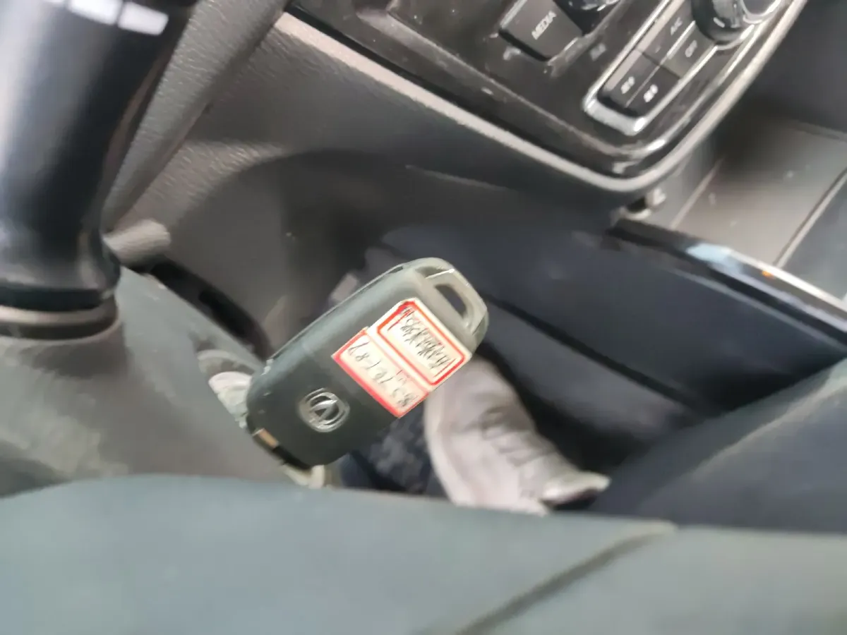 2016 ChangAn Alsvin V7 1.6L 124HP L4 5MT,autocango,china used car exporter,china ev exporter,chinese used car exporter,chinese used ev exporter