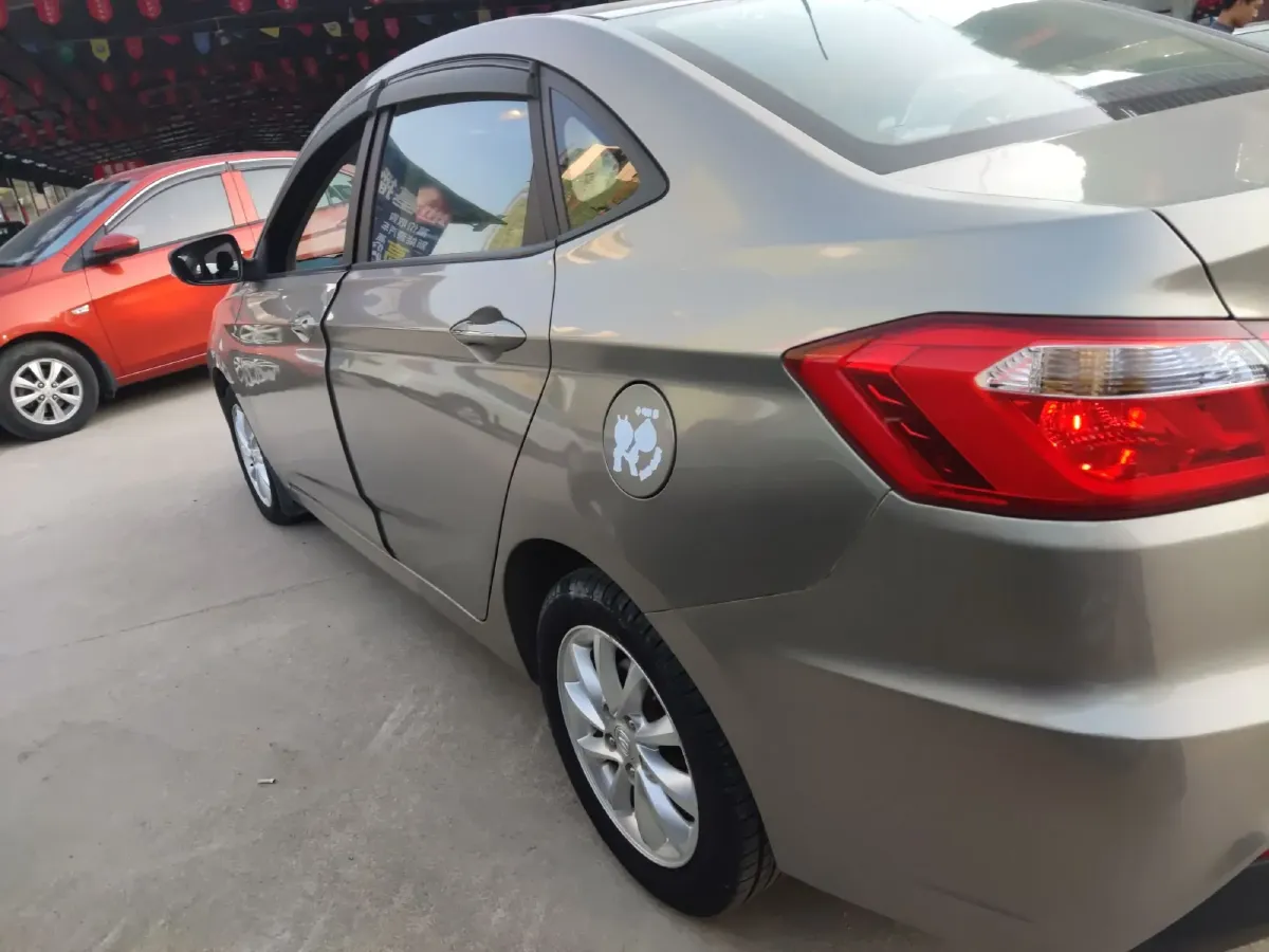 2016 ChangAn Alsvin V7 1.6L 124HP L4 5MT,autocango,china used car exporter,china ev exporter,chinese used car exporter,chinese used ev exporter