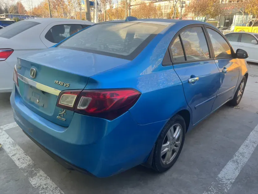 2012 ChangAn Alsvin V5 1.5L 114HP L4 5MT,autocango,china used car exporter,china ev exporter,chinese used car exporter,chinese used ev exporter