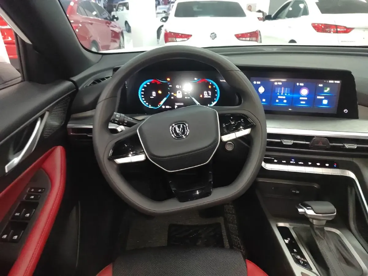 2024 ChangAn CS35 Plus 1.4T 160HP L4 7DCT,autocango,china used car exporter,china ev exporter,chinese used car exporter,chinese used ev exporter