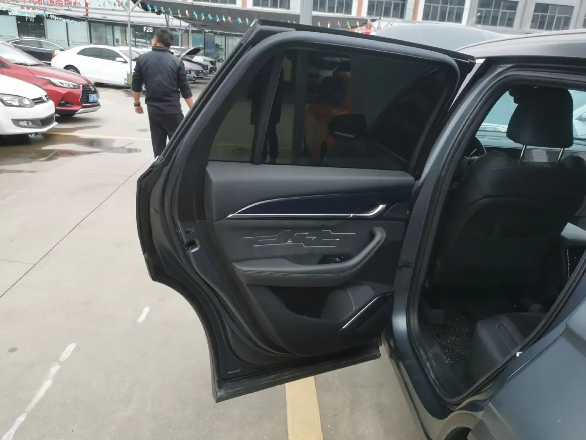 2023 Geely Monjaro 2.0T 238HP L4 8AT,autocango,china used car exporter,china ev exporter,chinese used car exporter,chinese used ev exporter