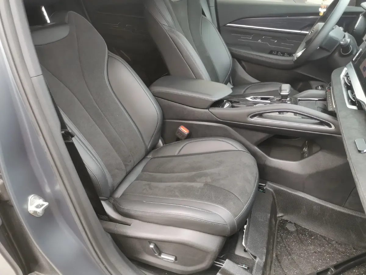 2023 Geely Monjaro 2.0T 238HP L4 8AT,autocango,china used car exporter,china ev exporter,chinese used car exporter,chinese used ev exporter