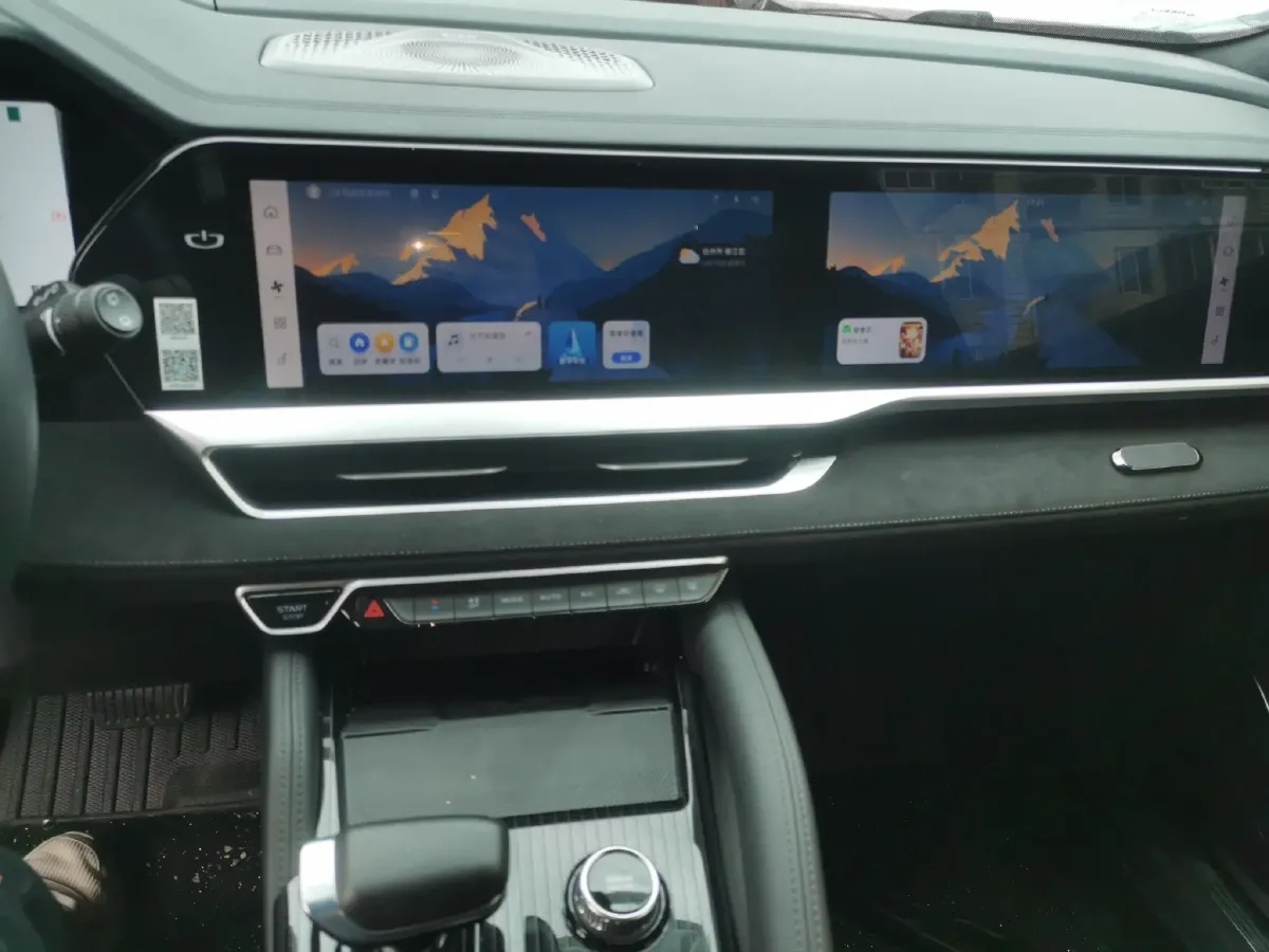 2023 Geely Monjaro 2.0T 238HP L4 8AT,autocango,china used car exporter,china ev exporter,chinese used car exporter,chinese used ev exporter