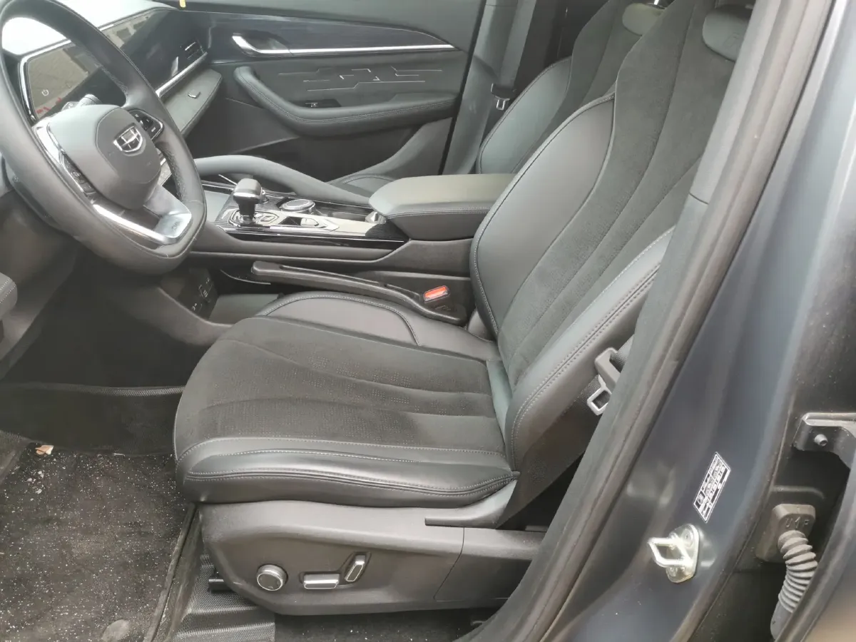 2023 Geely Monjaro 2.0T 238HP L4 8AT,autocango,china used car exporter,china ev exporter,chinese used car exporter,chinese used ev exporter