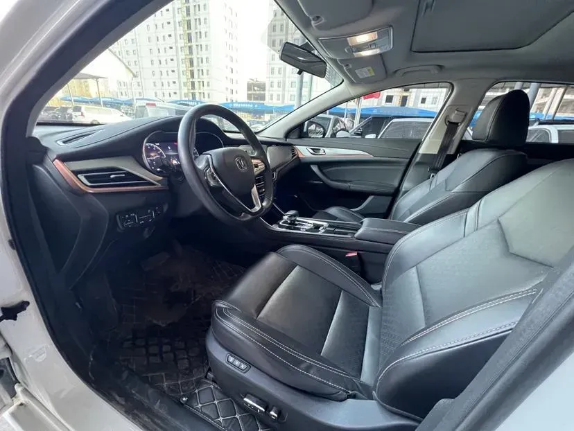 2019 ChangAn Eado ET BEV 52.6KWH,autocango,china used car exporter,china ev exporter,chinese used car exporter,chinese used ev exporter