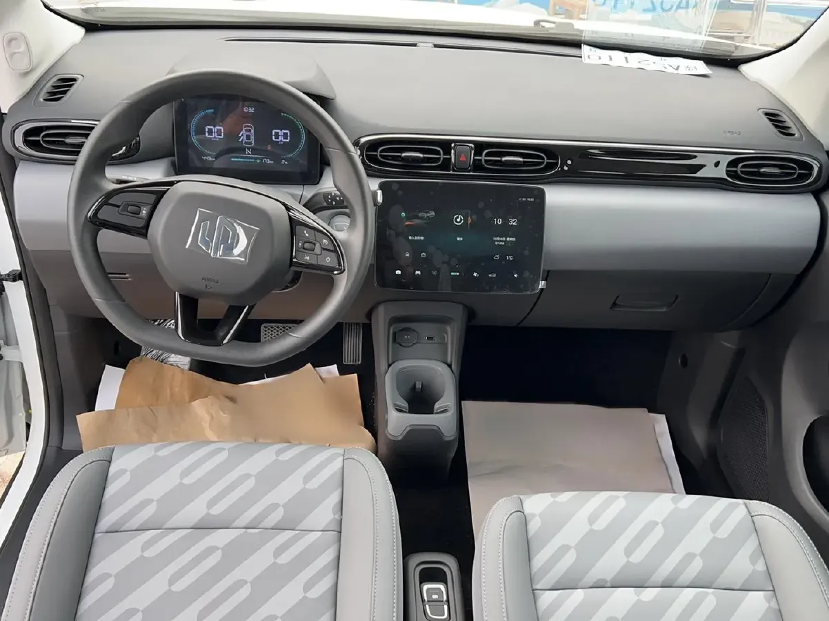 2024 Leapmotor T03 BEV 41.3KWH,autocango,china used car exporter,china ev exporter,chinese used car exporter,chinese used ev exporter