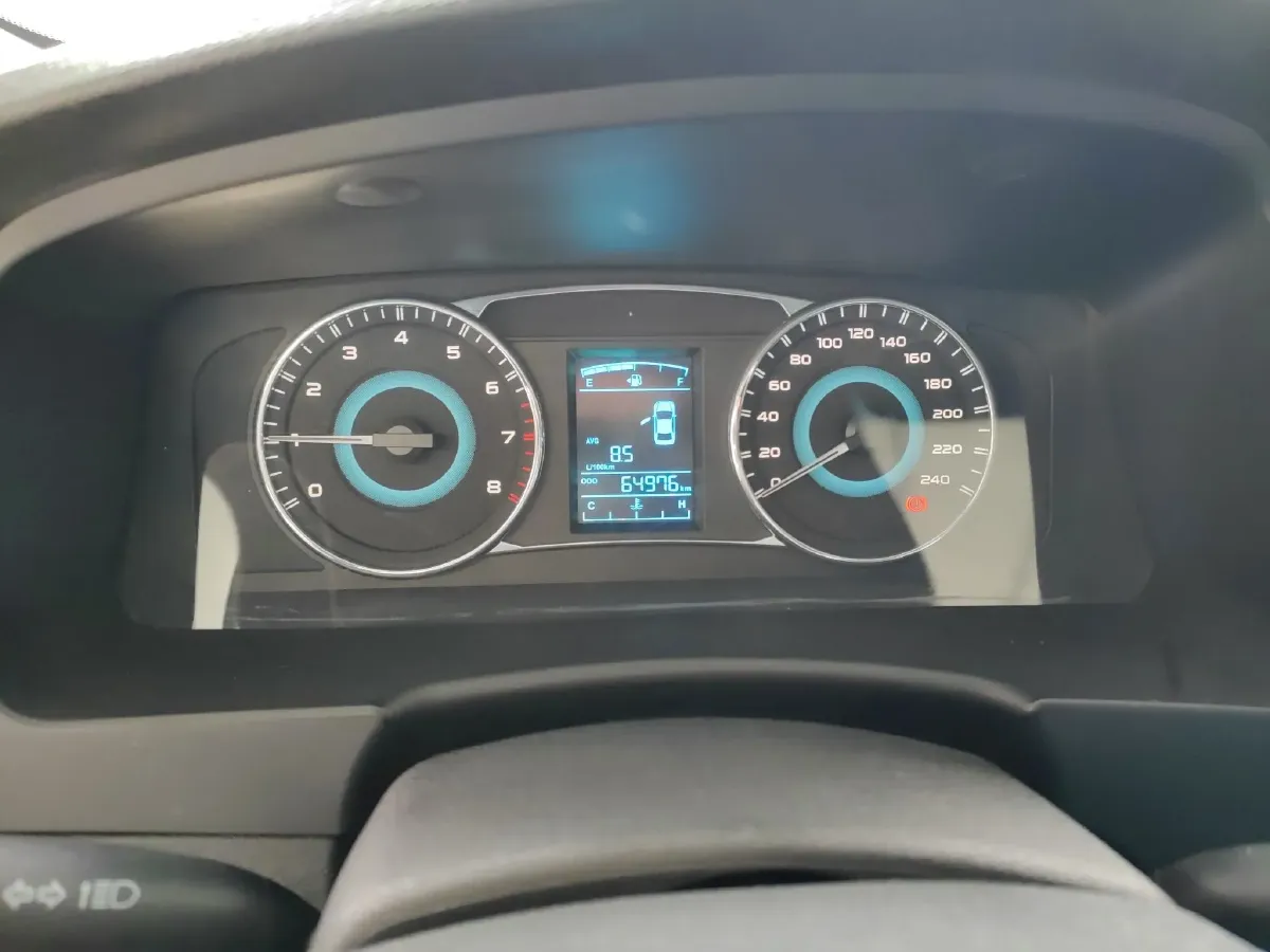 2015 Geely Vision 1.5L 109HP L4 5MT,autocango,china used car exporter,china ev exporter,chinese used car exporter,chinese used ev exporter