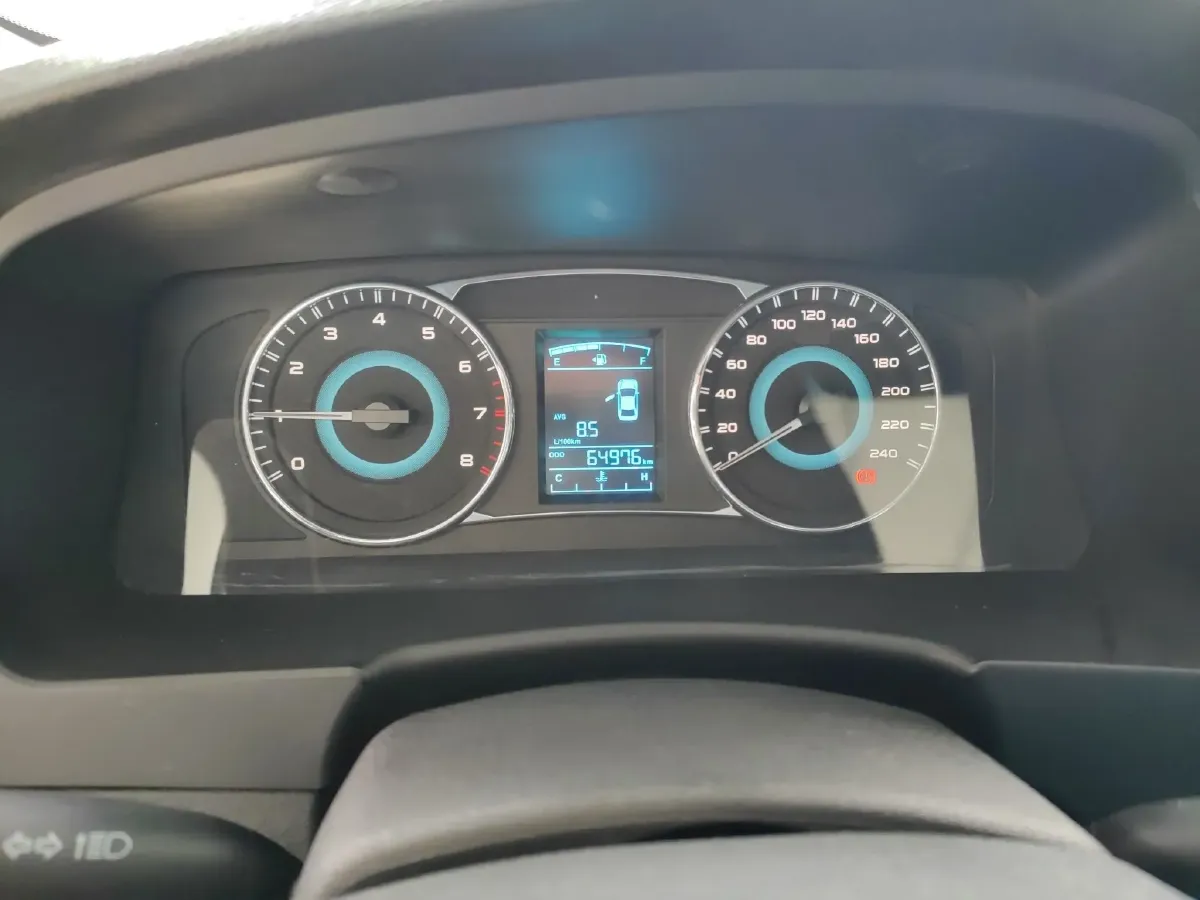 2015 Geely Vision 1.5L 109HP L4 5MT,autocango,china used car exporter,china ev exporter,chinese used car exporter,chinese used ev exporter