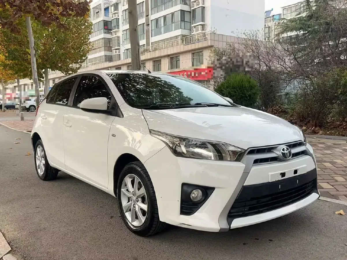 2015 Toyota Yaris L 1.5L 107HP L4 4AT,autocango,china used car exporter,china ev exporter,chinese used car exporter,chinese used ev exporter