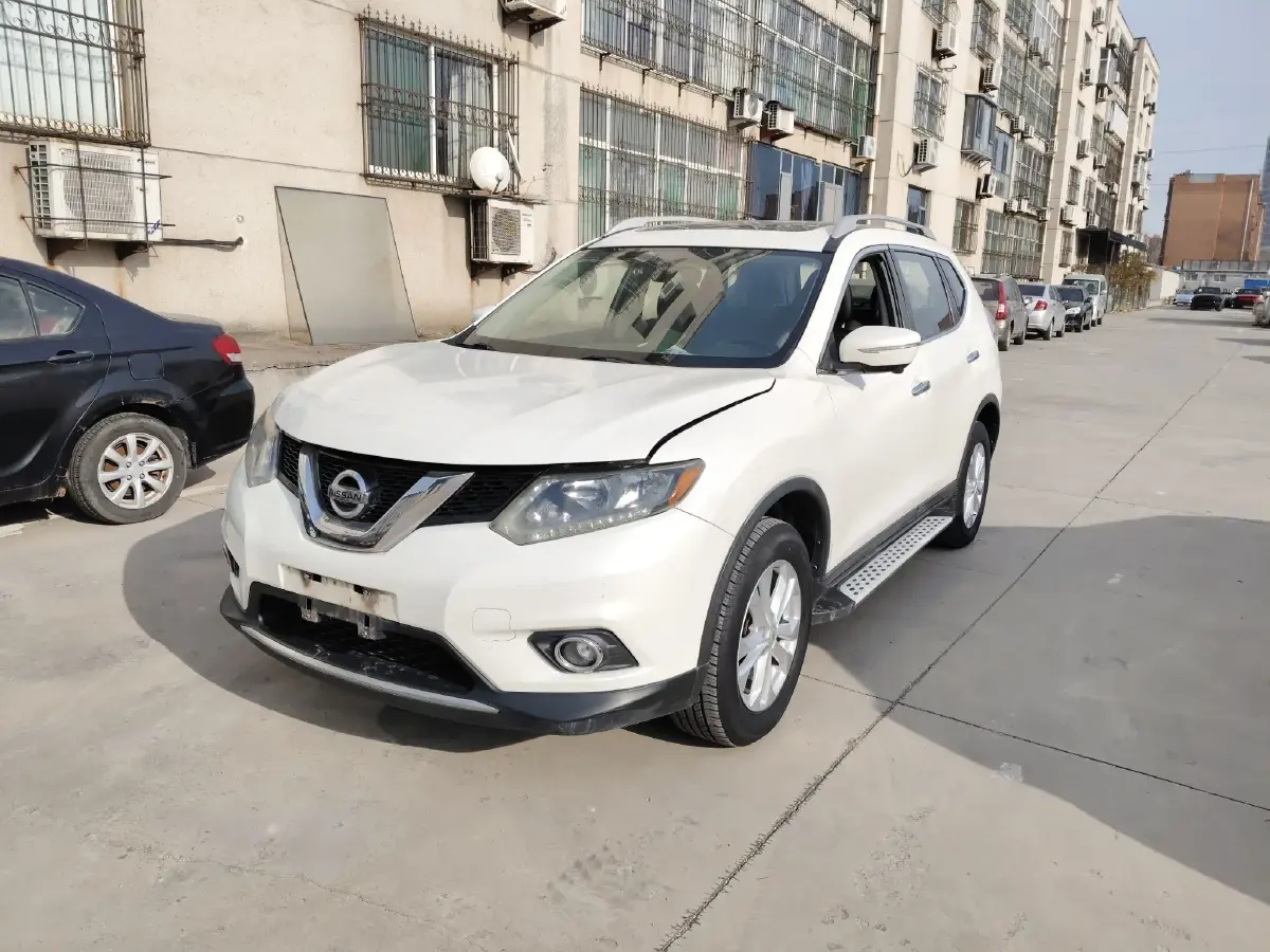 2014 Nissan X-Trail 2.0L 150HP L4 CVT