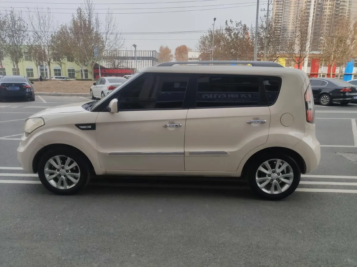 2013 Kia Soul 1.6L 123HP L4 4AT,autocango,china used car exporter,china ev exporter,chinese used car exporter,chinese used ev exporter