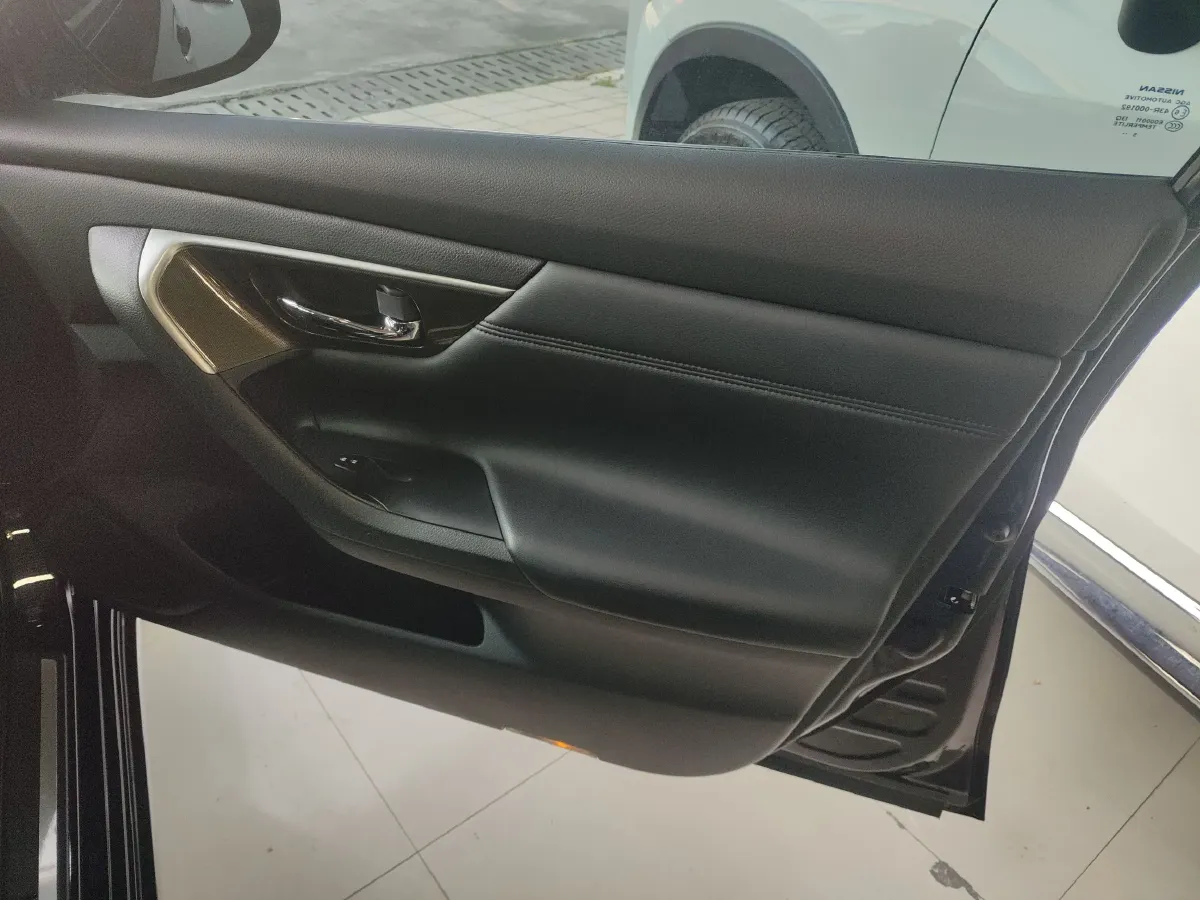 2013 Nissan Teana 2.0L 141HP L4 CVT,autocango,china used car exporter,china ev exporter,chinese used car exporter,chinese used ev exporter