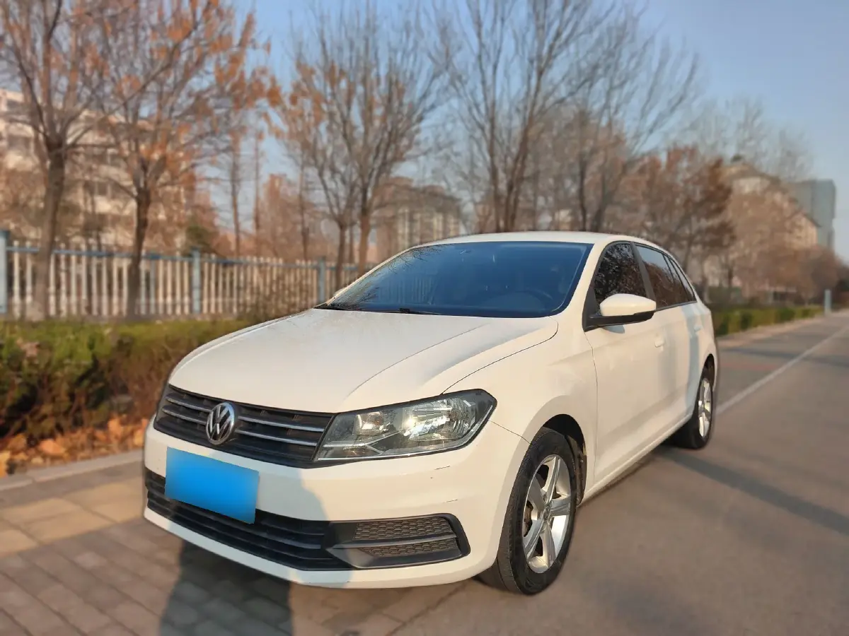 2015 Volkswagen Santana 1.6L 110HP L4 5MT