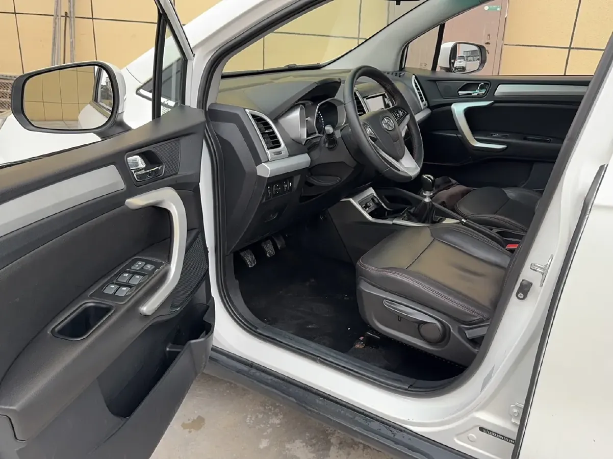 2016 JAC Refine S3 1.5L 113HP L4 6MT,autocango,china used car exporter,china ev exporter,chinese used car exporter,chinese used ev exporter