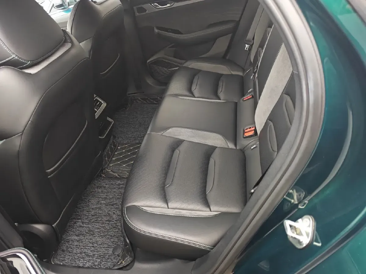 2023 Geely Preface 2.0T 190HP L4 7DCT,autocango,china used car exporter,china ev exporter,chinese used car exporter,chinese used ev exporter