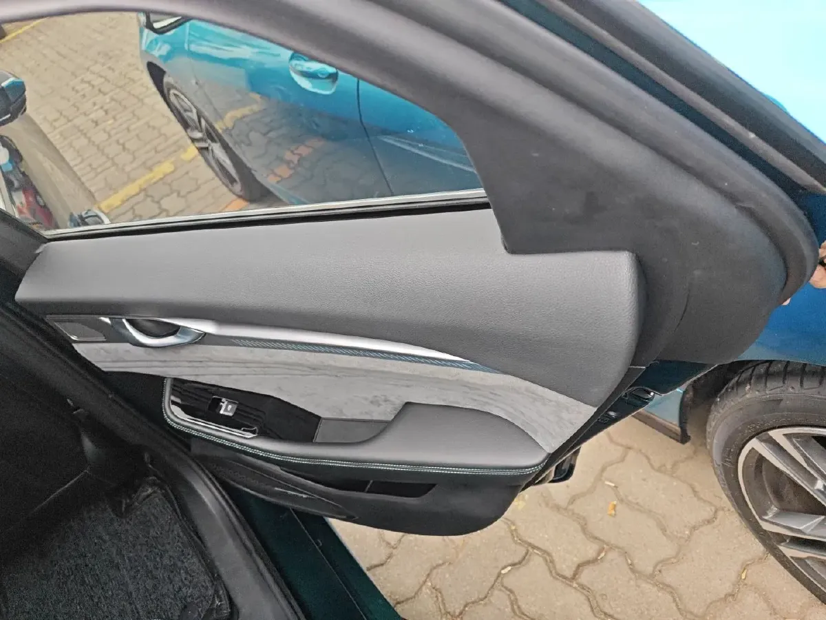 2023 Geely Preface 2.0T 190HP L4 7DCT,autocango,china used car exporter,china ev exporter,chinese used car exporter,chinese used ev exporter