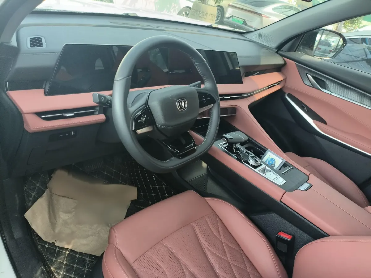 2024 ChangAn CS75 Plus 1.5T 188HP L4 8AT,autocango,china used car exporter,china ev exporter,chinese used car exporter,chinese used ev exporter