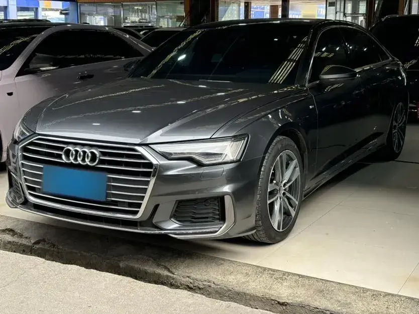 2020 Audi A6L 2.0T 190HP L4 7DCT